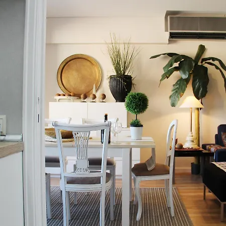 Serpa Pinto Flat * Porto